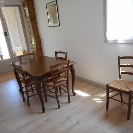 Le Tilleul Dom wakacyjny Millau