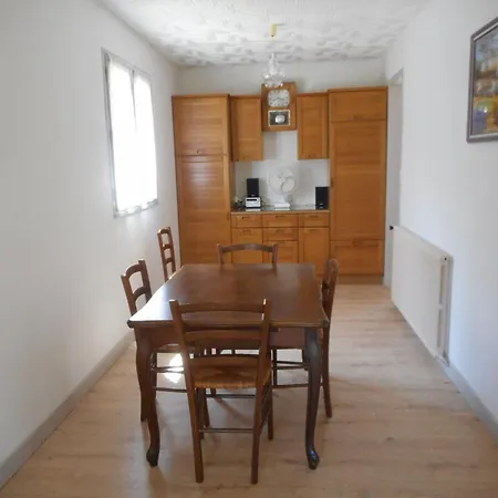 Le Tilleul ミヨー